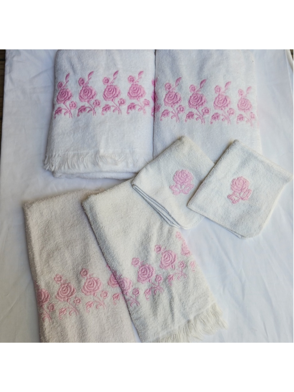 Vintage DUNDEE Embroidered White Cotton Bath Towel PINK ROSES 6 Piece Set